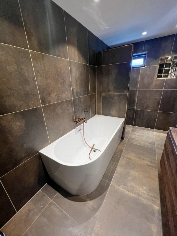 kitten badkamer ligbad