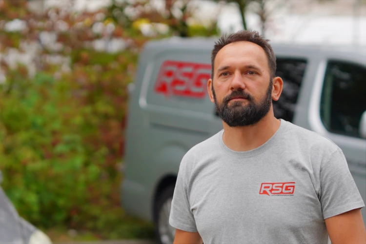 Wat kost een kitter - bekijk kitwerk prijzen [2025]